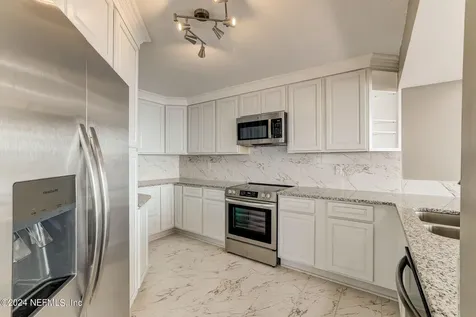 4401 Lakeside Drive Jacksonville FL 32210