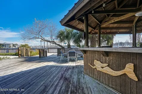 4401 Lakeside Drive Jacksonville FL 32210