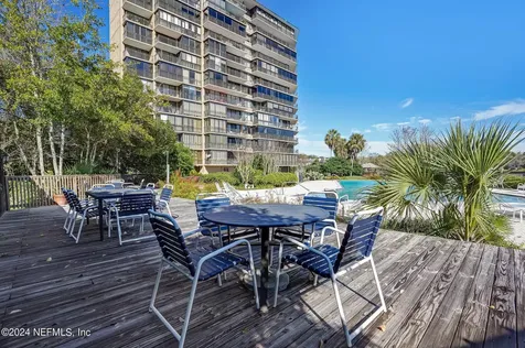 4401 Lakeside Drive Jacksonville FL 32210