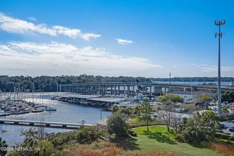 4401 Lakeside Drive Jacksonville FL 32210