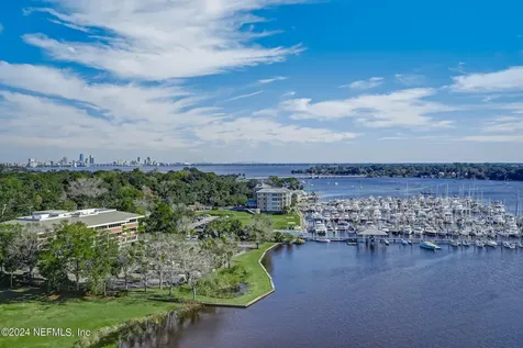 4401 Lakeside Drive Jacksonville FL 32210