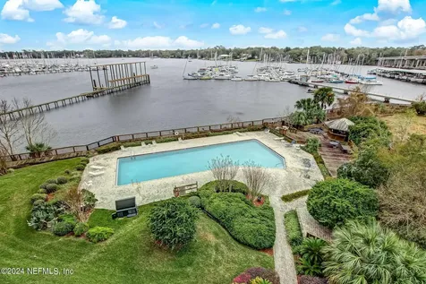 4401 Lakeside Drive Jacksonville FL 32210