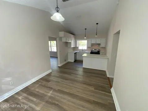 2613 Americas Cup Circle E Jacksonville FL 32233