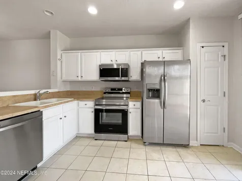 6810 Arching Branch Circle Jacksonville FL 32258