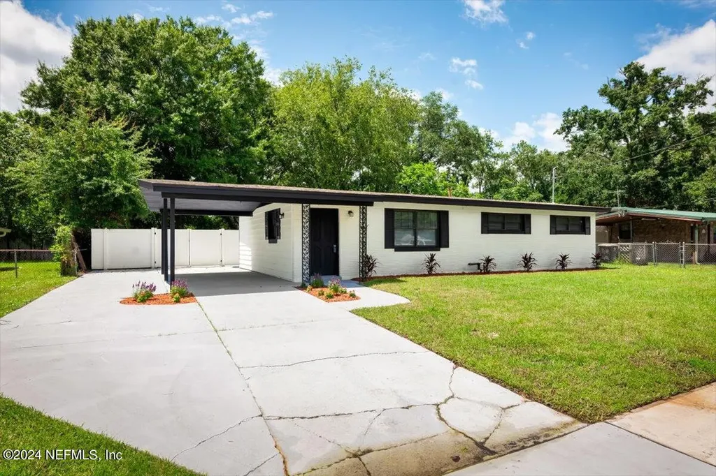 2152 Bills Drive Jacksonville FL 32210