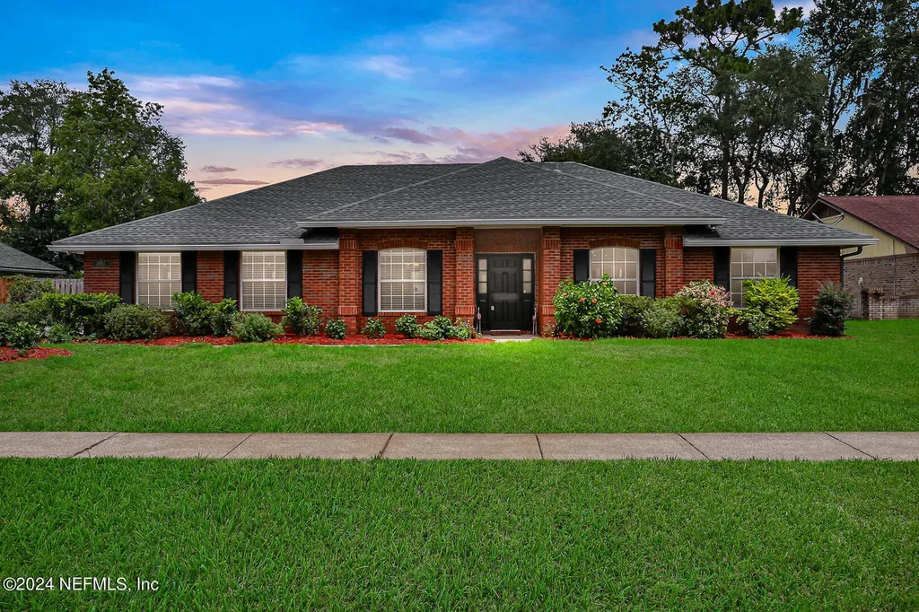 1967 Raley Creek Drive E Jacksonville FL 32225