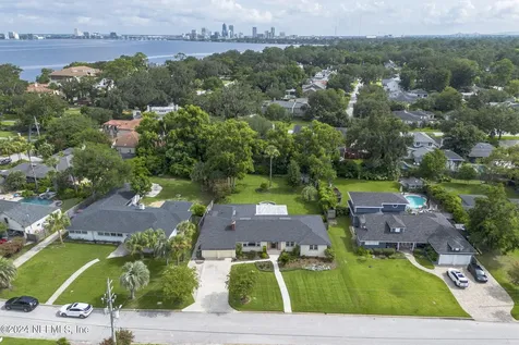 735 Granada Boulevard S Jacksonville FL 32207