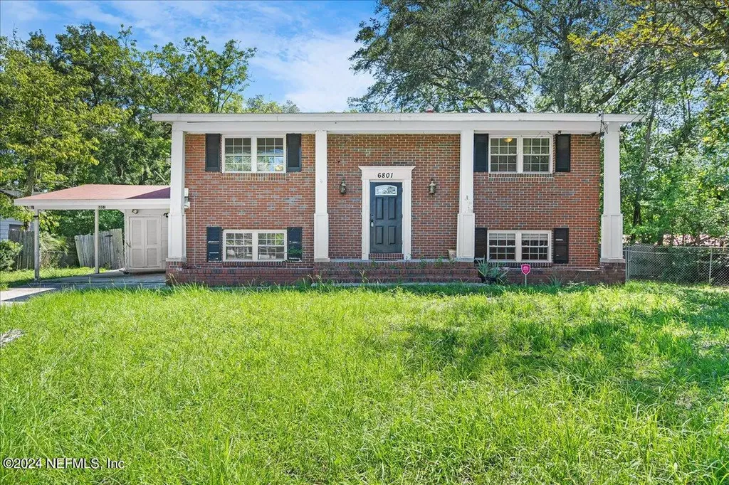 6801 Azul Court Jacksonville FL 32210
