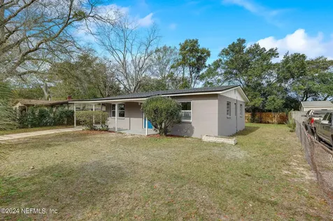 7733 Falcon Street Jacksonville FL 32244
