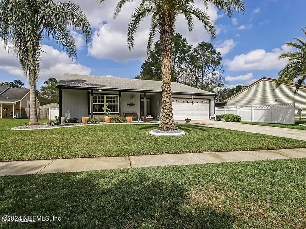6825 Candyroot Court Jacksonville FL 32244