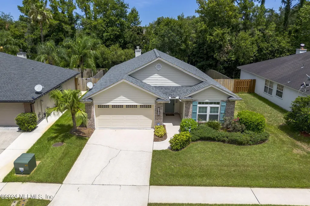 4415 Autumn River Road E Jacksonville FL 32224