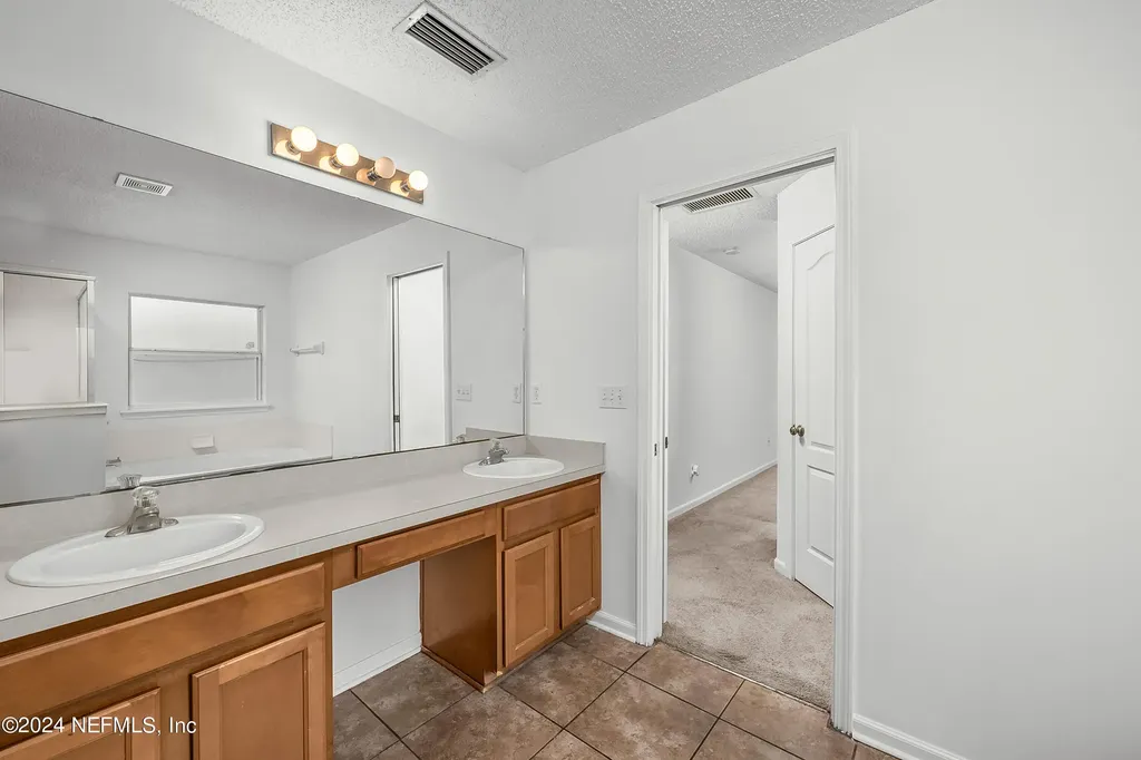 171 Sanwick Drive Jacksonville FL 32218