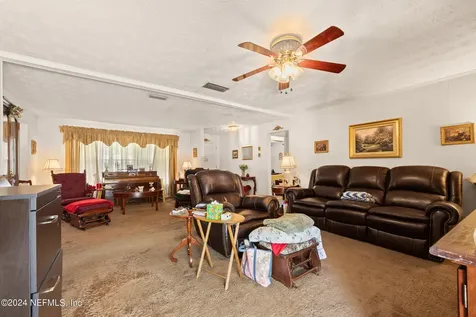 6147 Golden Grove Road W Jacksonville FL 32244