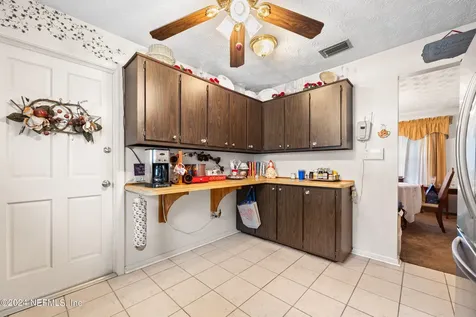 6147 Golden Grove Road W Jacksonville FL 32244
