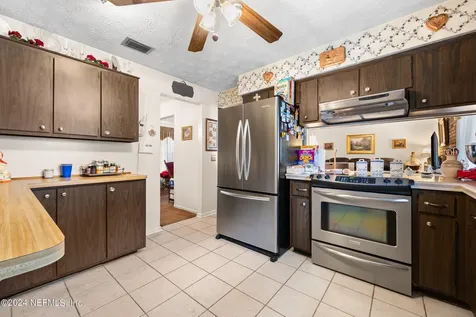 6147 Golden Grove Road W Jacksonville FL 32244
