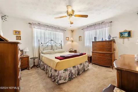 6147 Golden Grove Road W Jacksonville FL 32244