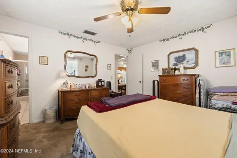 6147 Golden Grove Road W Jacksonville FL 32244