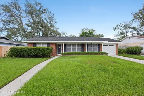 6147 Golden Grove Road W Jacksonville FL 32244