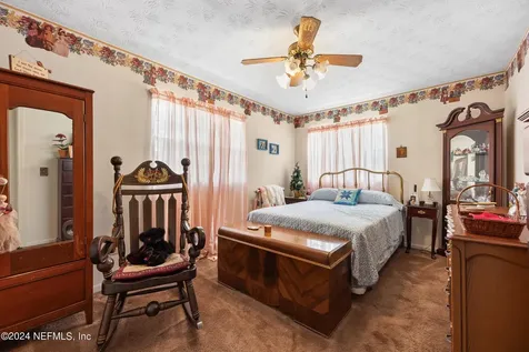 6147 Golden Grove Road W Jacksonville FL 32244