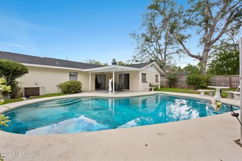 6147 Golden Grove Road W Jacksonville FL 32244
