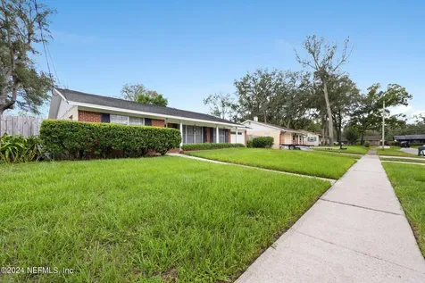 6147 Golden Grove Road W Jacksonville FL 32244