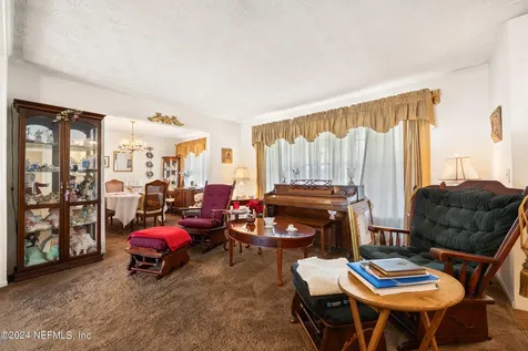 6147 Golden Grove Road W Jacksonville FL 32244