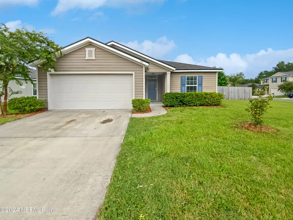2375 Bonnie Lakes Drive Green Cove Springs FL 32043