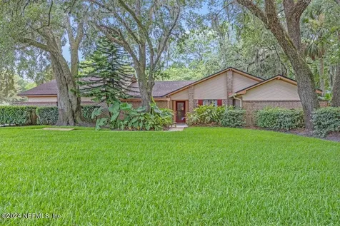 2402 Fallen Tree Drive W Jacksonville FL 32246