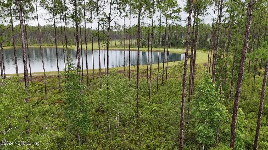 Lot 5 NE Us Highway 301 Jacksonville FL 32234