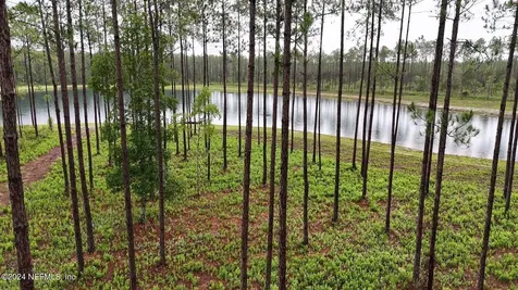 Lot 5 NE Us Highway 301 Jacksonville FL 32234