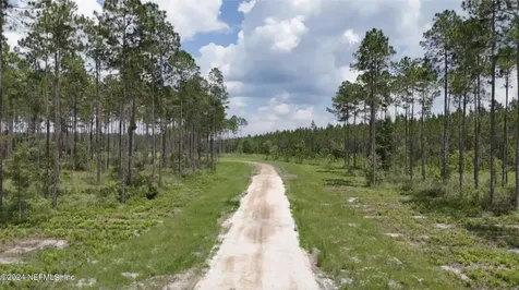 Lot 5 NE Us Highway 301 Jacksonville FL 32234