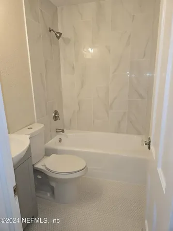 2531 Lake Shore Boulevard Jacksonville FL 32210