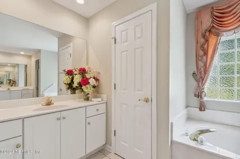 10860 Peaceful Harbor Drive Jacksonville FL 32218