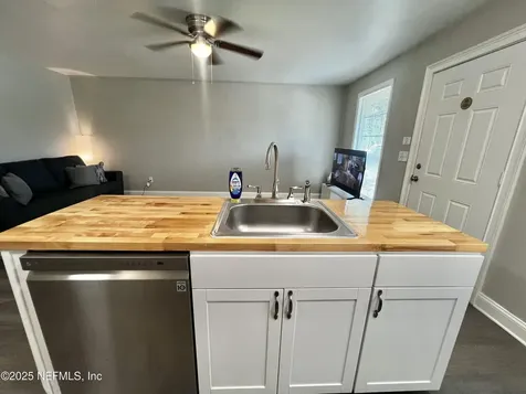 7815 Jasper Avenue Jacksonville FL 32211