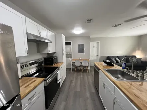 7815 Jasper Avenue Jacksonville FL 32211