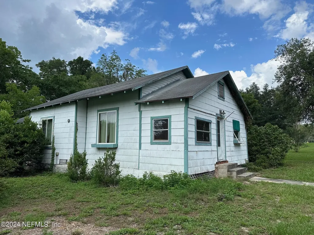 18623 Charlotte Avenue Brooker FL 32622