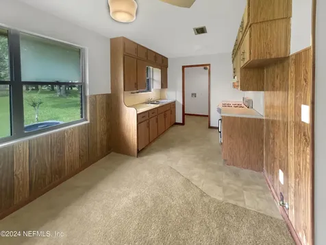 11022 Woodelm Drive W Jacksonville FL 32218