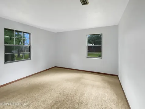 11022 Woodelm Drive W Jacksonville FL 32218