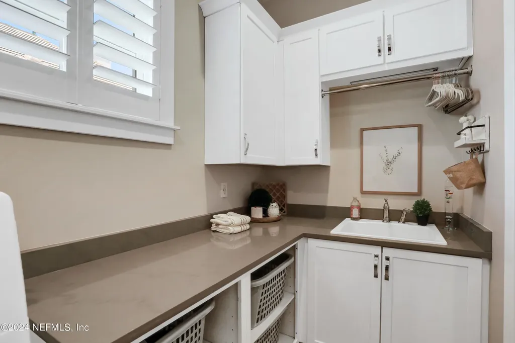 5140 Commissioners Drive Jacksonville FL 32224