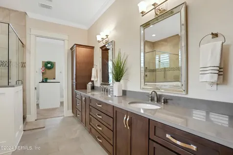 5140 Commissioners Drive Jacksonville FL 32224