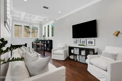 5140 Commissioners Drive Jacksonville FL 32224