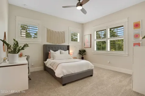 5140 Commissioners Drive Jacksonville FL 32224
