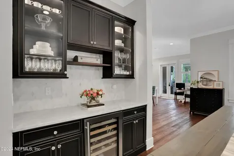 5140 Commissioners Drive Jacksonville FL 32224