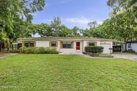 6014 Robbins Circle S Jacksonville FL 32211