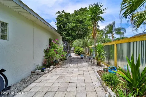 16 Burning Tree Place Palm Coast FL 32137