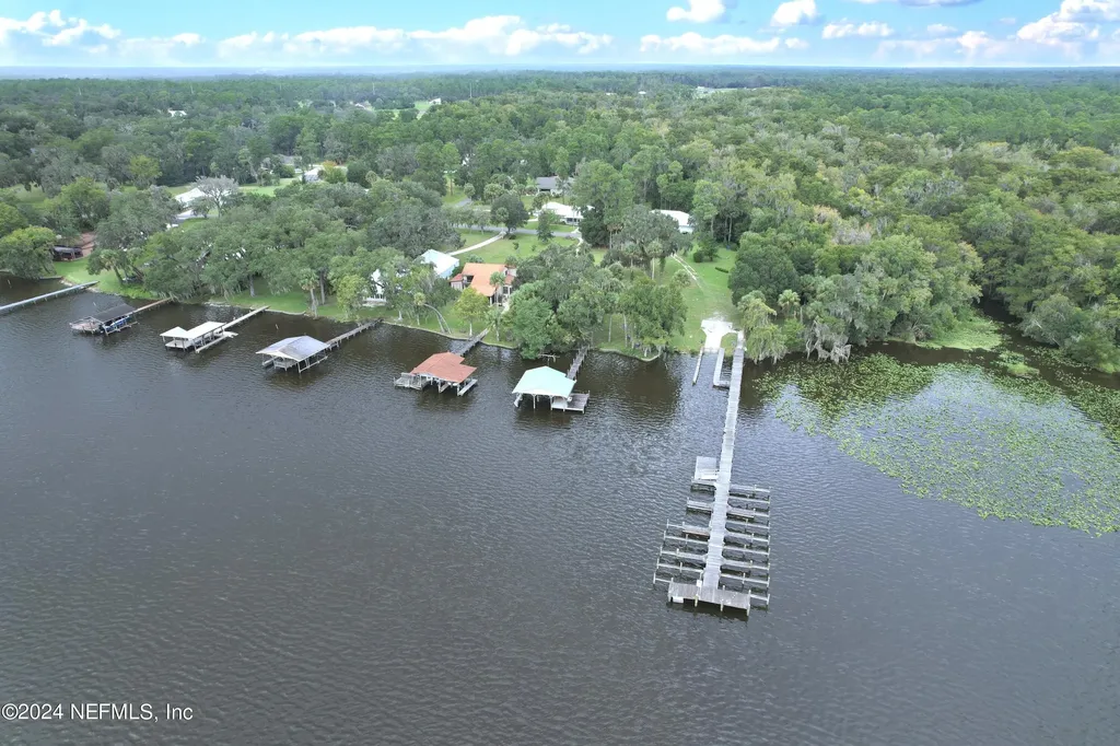 113 William Bartram Drive Crescent City FL 32112