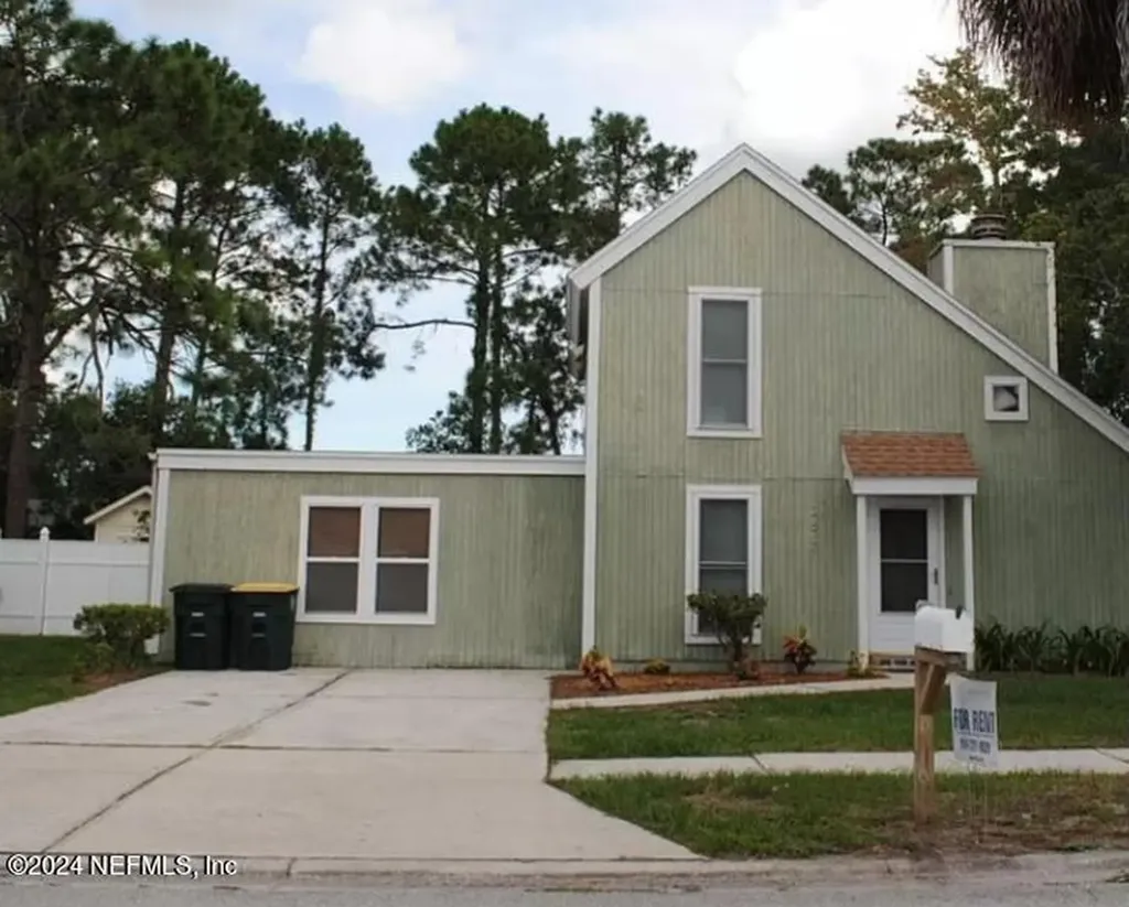 2473 Wattle Tree Road W Jacksonville FL 32246
