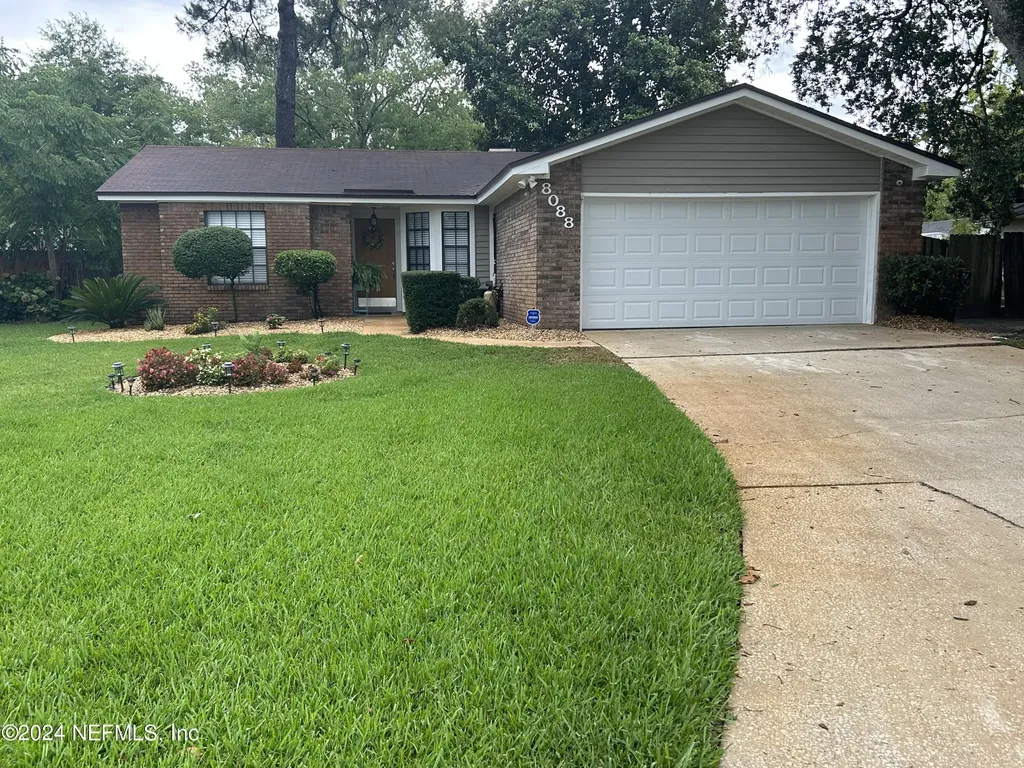 8088 Great Valley Trail Jacksonville FL 32244