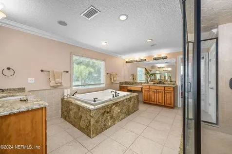 1940 Tara Court Neptune Beach FL 32266