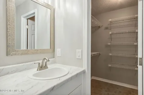 2030 The Woods Drive Jacksonville FL 32246
